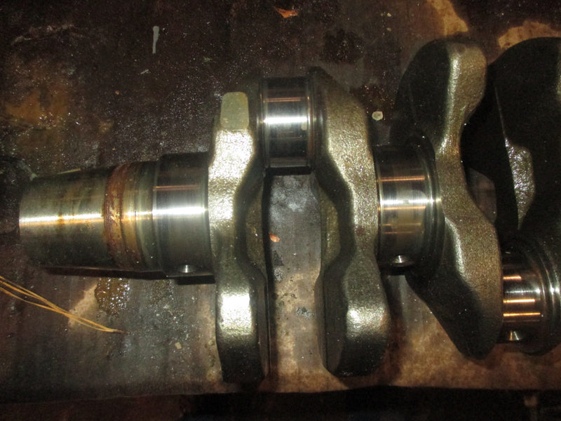 Suzuki DF140 140hp 4 stroke outboard Crankshaft (1220-92J00)