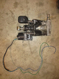 Load image into Gallery viewer, Evinrude Ficht 200hp outboard tilt trim unit
