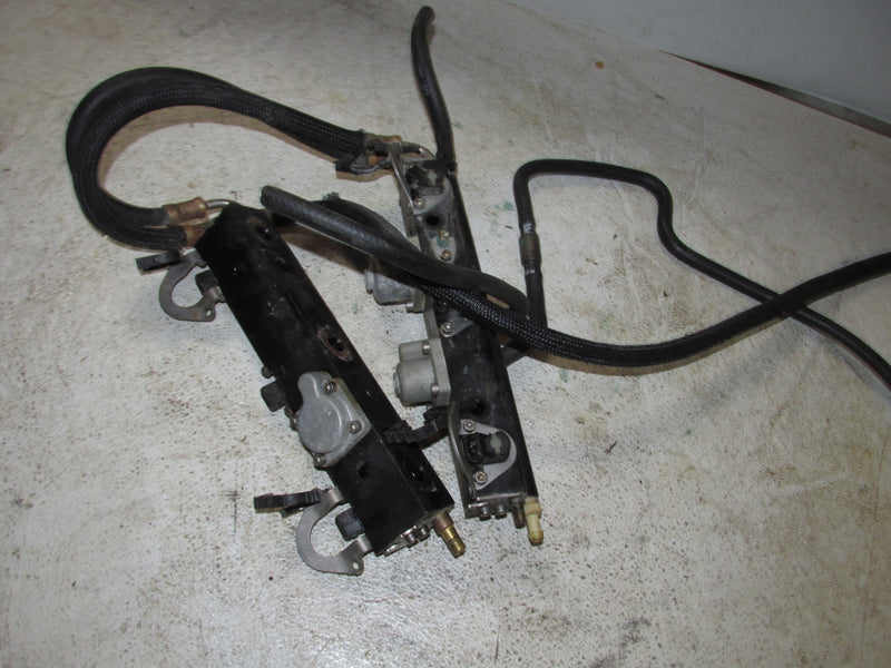 Mercury Optimax 135hp 2 Stroke Outboard Fuel Rail and Injector Set (858221)