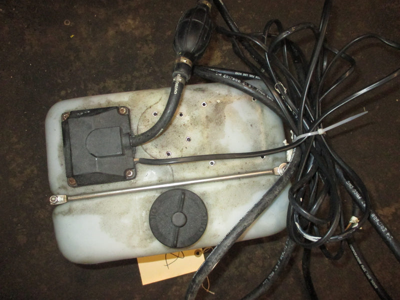 Johnson Evinrude OMC large style single hose oil tank with bracket and harness