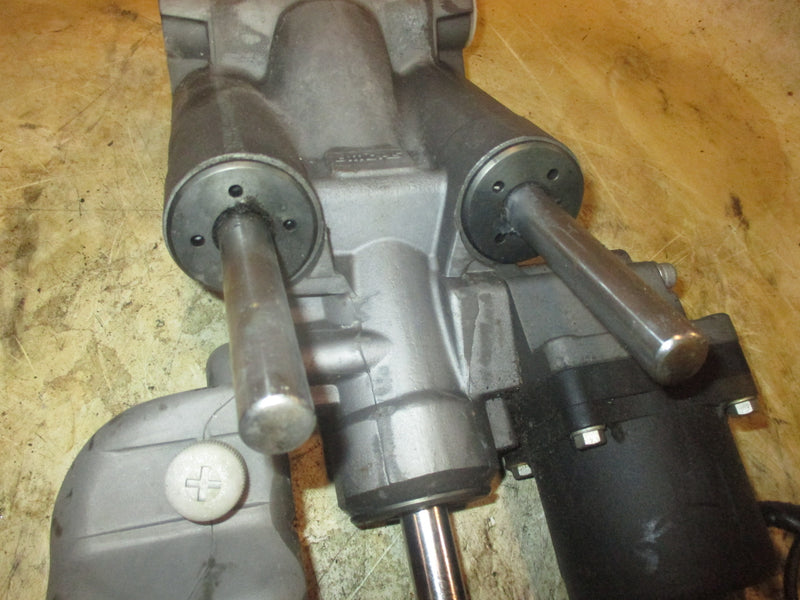Suzuki DF140 140hp 4 stroke outboard Tilt trim unit