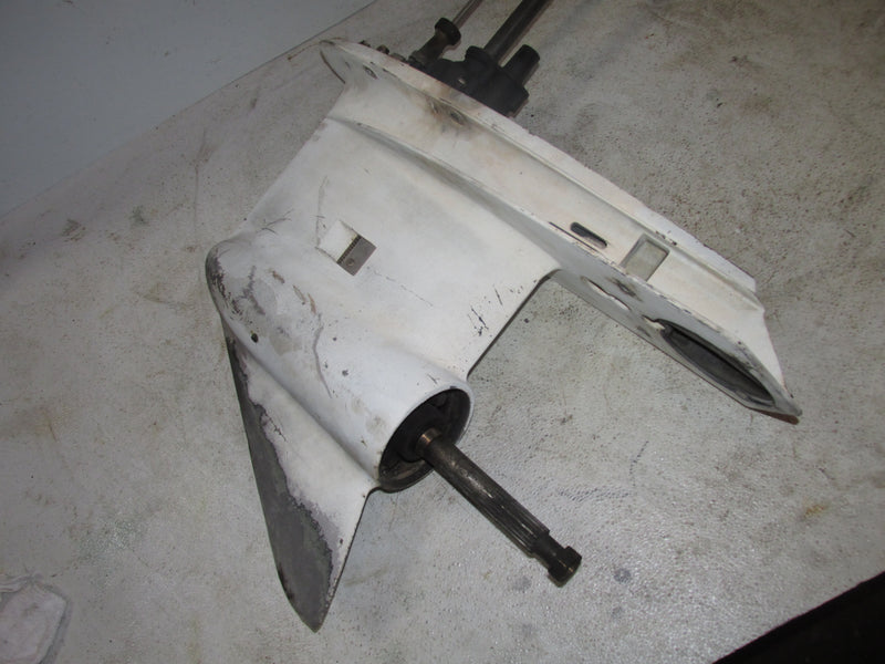 Evinrude 200hp 2 Stroke Outboard 25 inch standard rotation lower unit