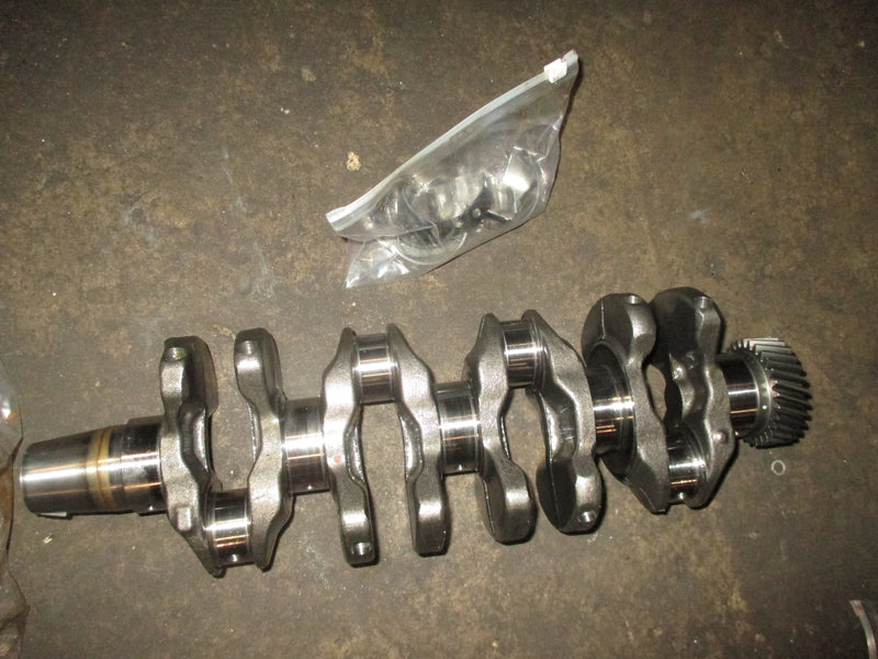 Johnson Suzuki 140hp 4 stroke outboard crankshaft (1220-92J00)