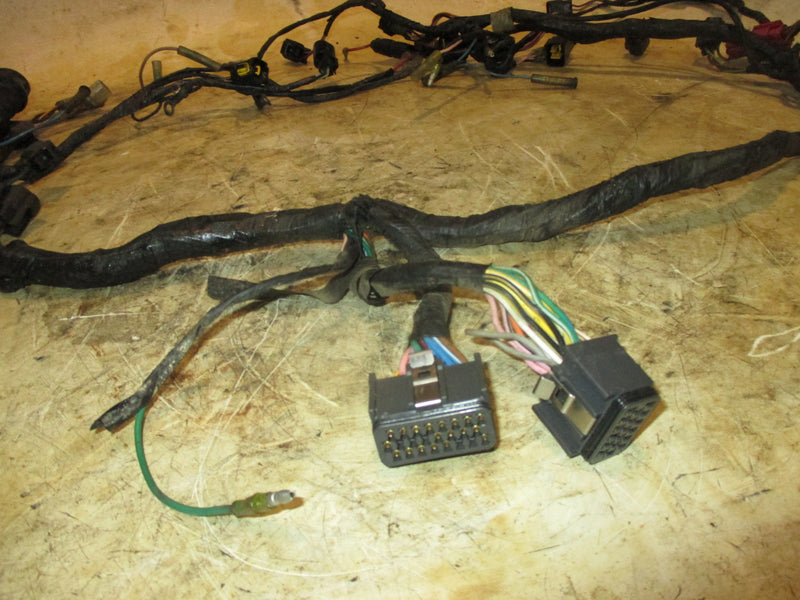 Yamaha 250hp 2 stroke outboard engine wiring harness 61A-82590-02-00