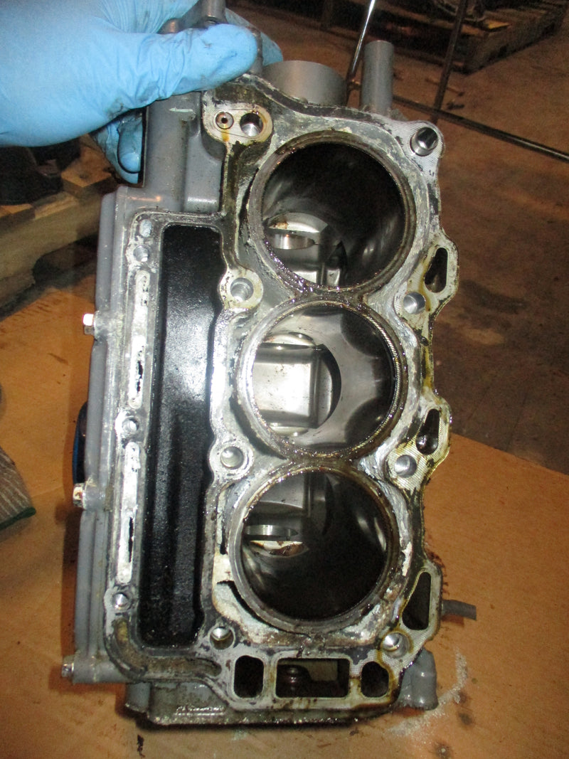 Honda BF50A outboard crankcase block