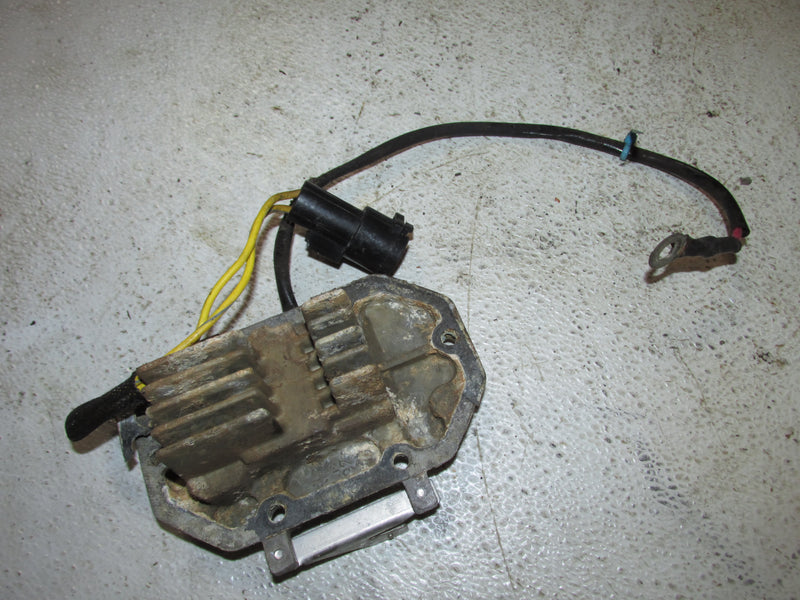 Evinrude 200hp Ocean runner 2 Stroke Outboard Rectifier regulator (584641)