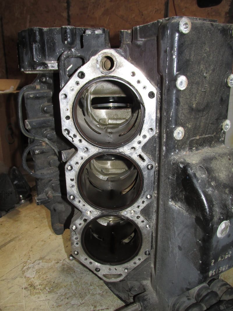 Johnson 150hp Ocean Pro 2 Stroke Outboard Crankcase Block