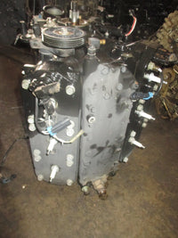 Load image into Gallery viewer, Mercury 150hp 2.5L 2 stroke outboard Crankcase powerhead
