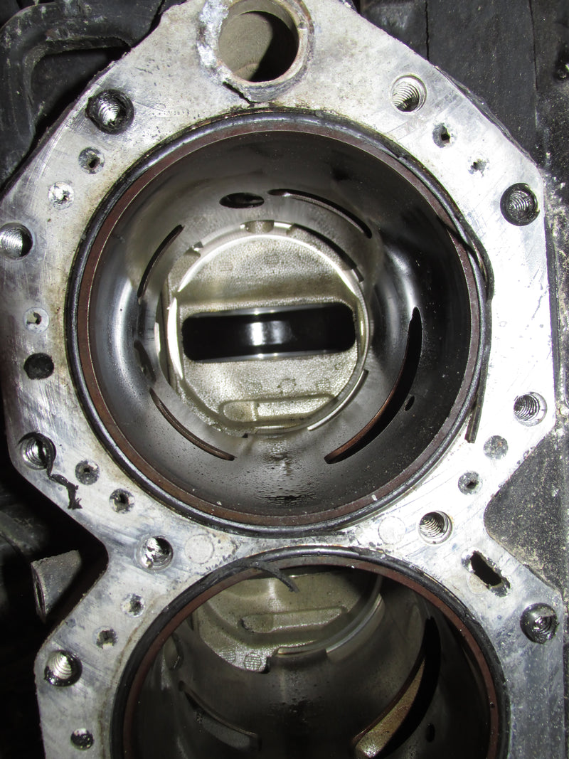 Johnson 150hp Ocean Pro 2 Stroke Outboard Crankcase Block