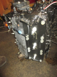 Load image into Gallery viewer, Mercury 150hp 2.5L 2 stroke outboard Crankcase powerhead
