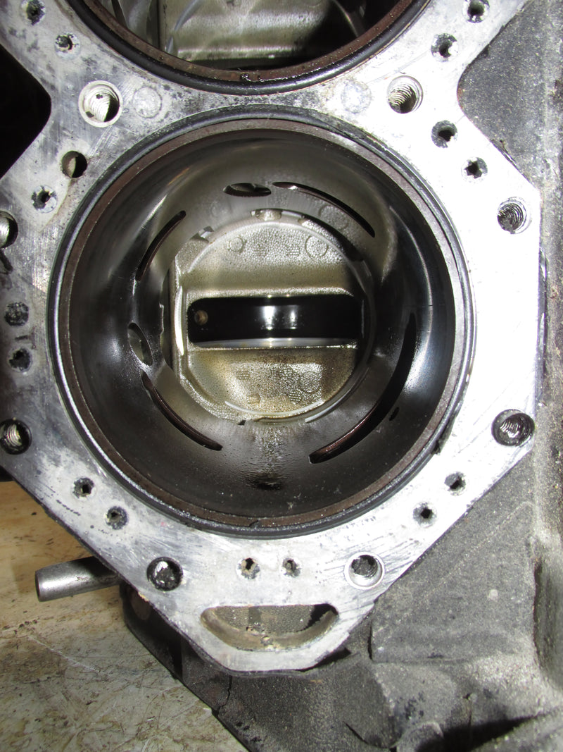 Johnson 150hp Ocean Pro 2 Stroke Outboard Crankcase Block