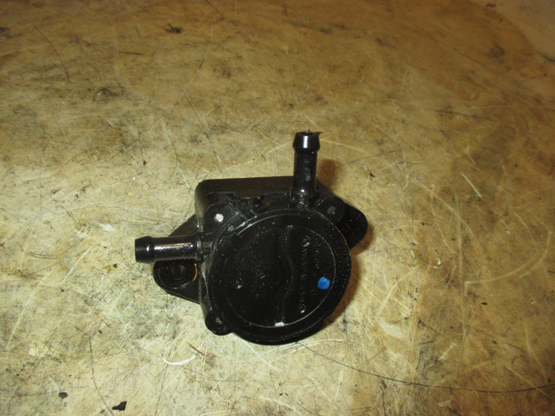 Johnson Suzuki 140hp 4 stroke outboard fuel pump (15100-90J10)