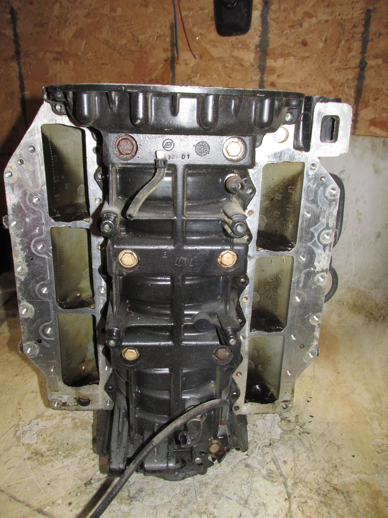Johnson 150hp Ocean Pro 2 Stroke Outboard Crankcase Block