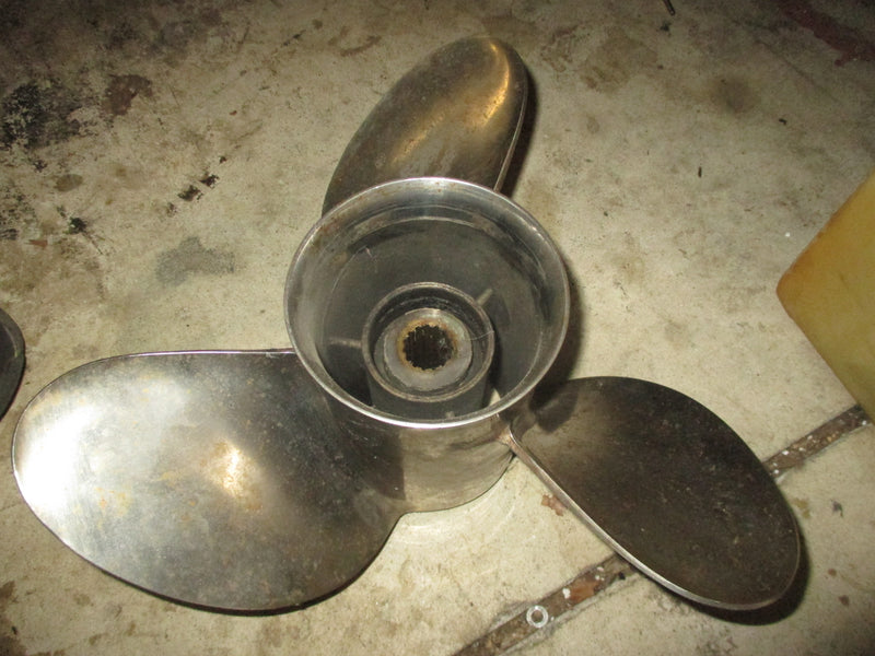 Yamaha 225/250hp 4 stroke outboard counter rotation stainless steel propellor