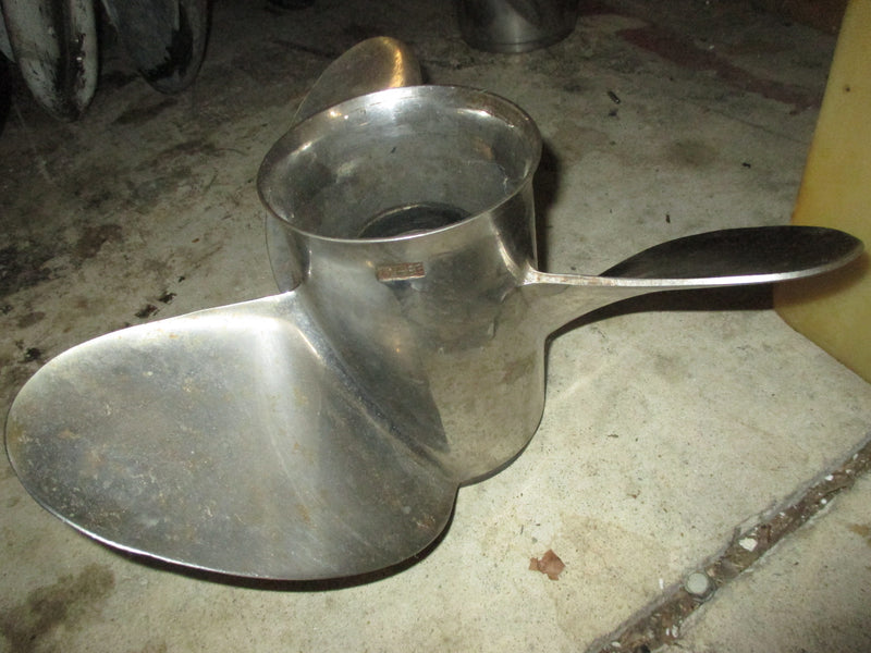 Yamaha 225/250hp 4 stroke outboard counter rotation stainless steel propellor