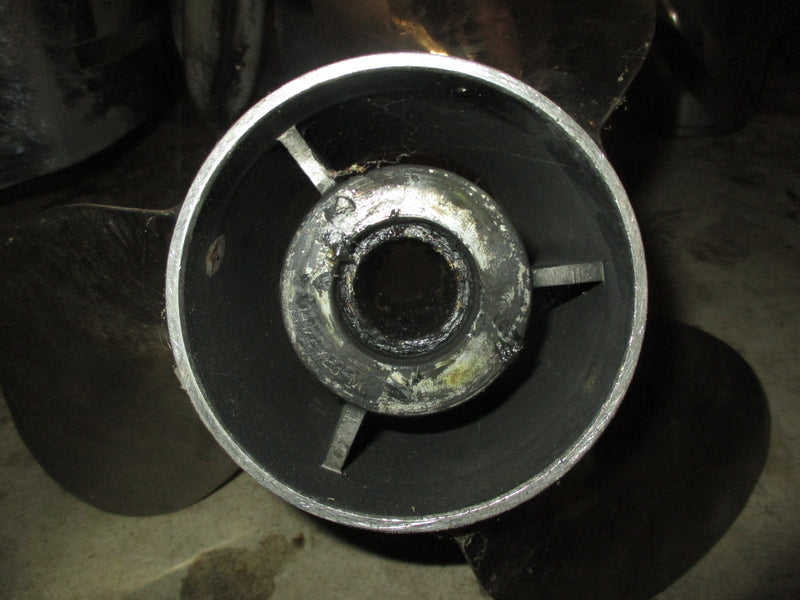 Yamaha 225/250hp 4 stroke outboard counter rotation stainless steel propellor
