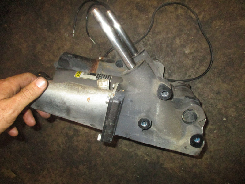 Mercury 150hp Optimax outboard Tilt trim unit