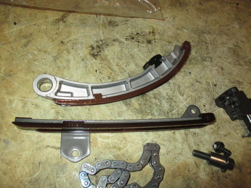 Johnson Suzuki 140hp 4 stroke outboard chain tensioner/guide set (12810-90J00)