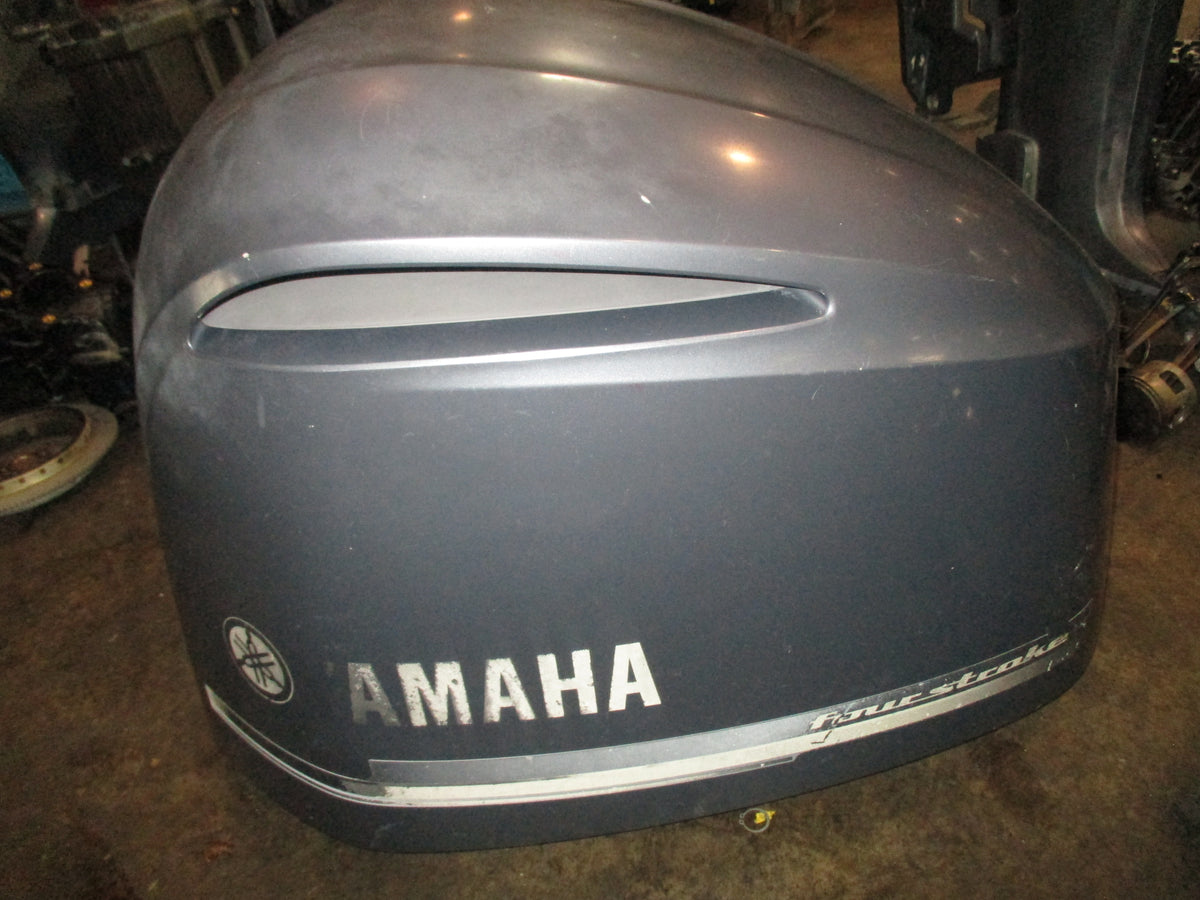 Yamaha 300hp 4.2L 4 stroke outboard top cowling