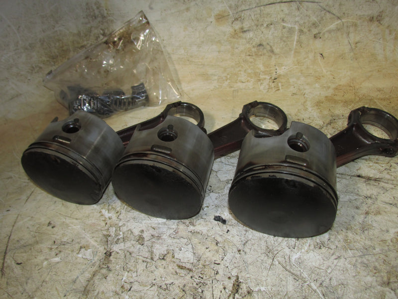 Johnson 150hp Ocean Pro 2 Stroke Outboard Piston and Rod Full Set of 6 (436242)