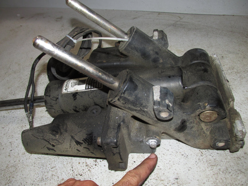 Mercury 250hp EFI 2 Stroke Outboard Tilt trim unit (PARTS)