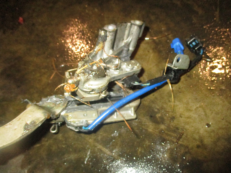 Yamaha 150hp 4 stroke outboard neutral switch and bracket (6DA-44176-00-00)
