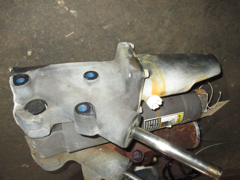 Mercury 135hp 2 stroke outboard tilt trim unit