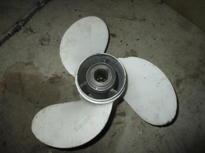 Yamaha 9.9/15hp outboard Yamaha aluminum propellor (9 1/4x9-J)