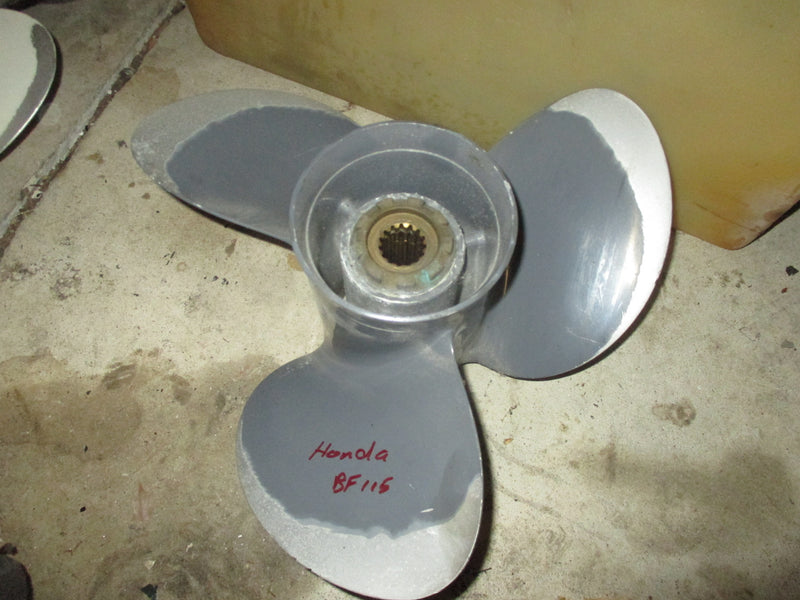 Honda BF115 115hp outboard aluminum propellor (13.5x15)