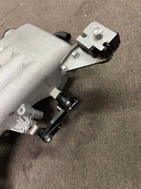 Load image into Gallery viewer, Suzuki DF115A 115hp outboard intake manifold (13110-90J10)
