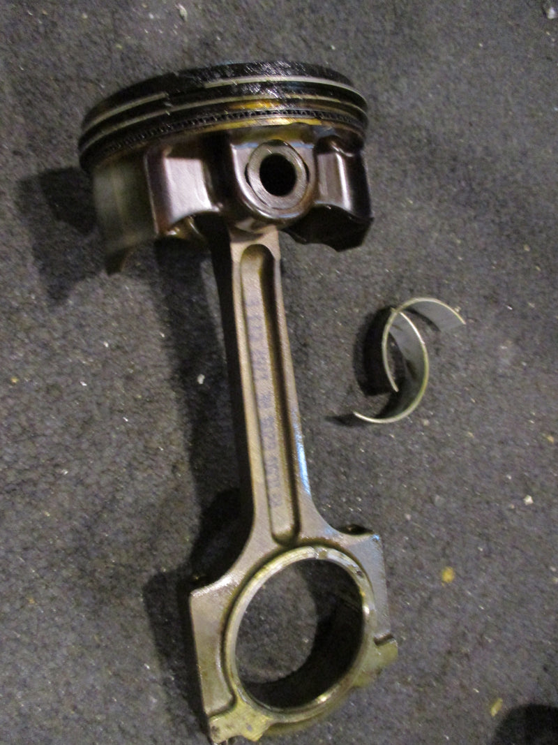 Yamaha 350hp 4 stroke outboard piston and rod (6AW-01)