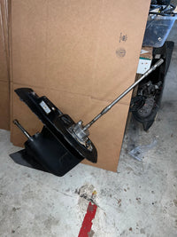 Load image into Gallery viewer, Yamaha/Mercury 115hp 4 stroke outboard 20 inch lower unit
