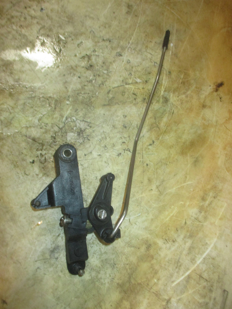 Mercury 40hp 2 stroke outboard throttle bracket (822682-4)