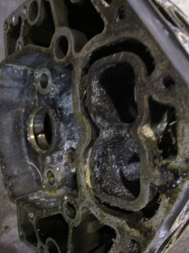Yamaha 350hp 4 stroke outboard crankcase block (6AW-03)
