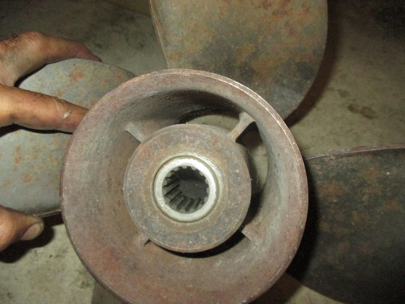 Johnson/Evinrude outboard standard rotation 4 blade steel propellor (14 1/2x17)