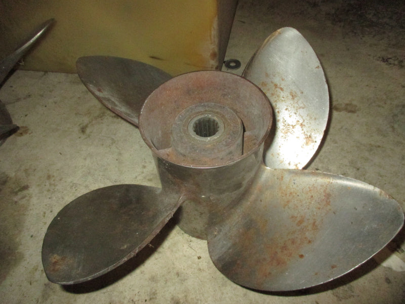 Johnson/Evinrude outboard standard rotation 4 blade steel propellor (14 1/2x17)