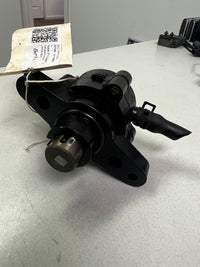 Load image into Gallery viewer, Suzuki DF150 outboard fuel pump (15100-96J0V)
