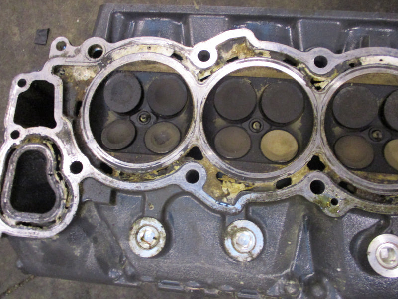 Yamaha 350hp 4 stroke outboard starboard cylinder head (6AW-01)
