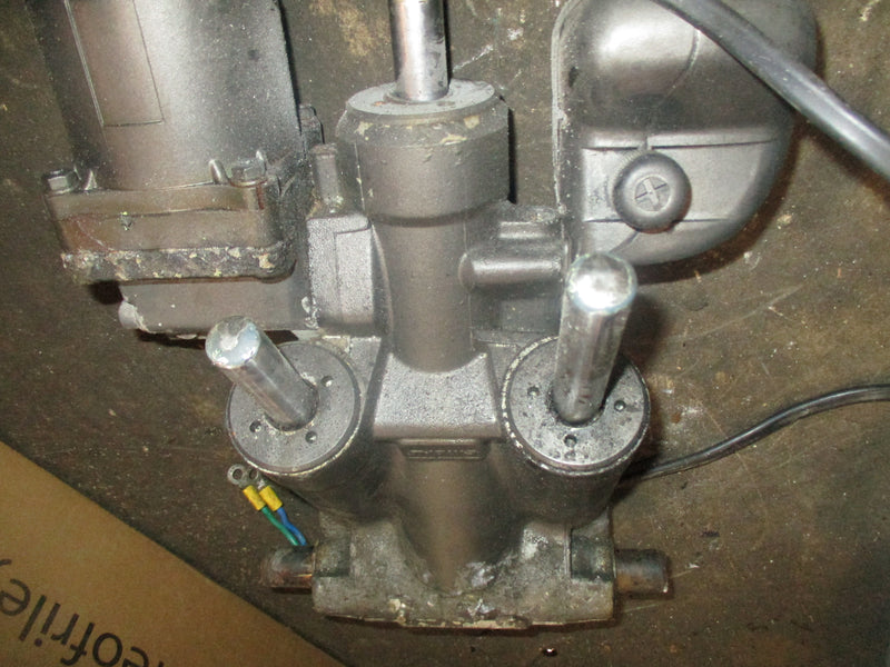 Nissan 90hp 2 stroke outboard tilt trim unit