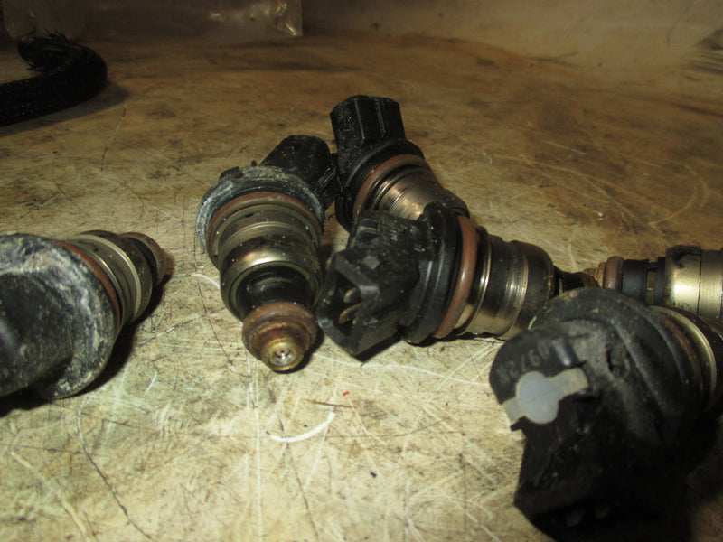 Mercury 135hp 2 stroke outboard fuel injector set (804841)