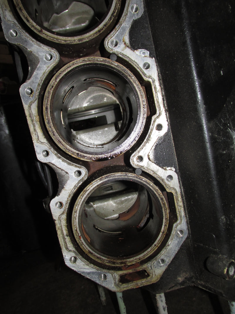 Mercury 225hp Optimax 2 Stroke Outboard Crankcase block