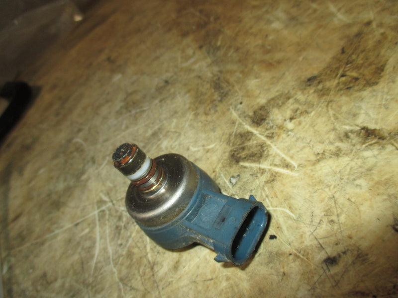 Mercury 135hp 2 stroke outboard air injector blue (883078-2)