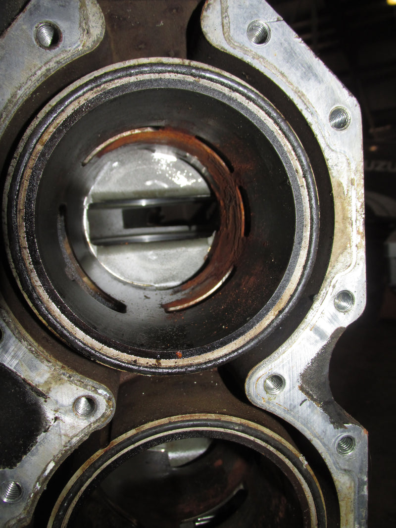 Mercury 225hp Optimax 2 Stroke Outboard Crankcase block