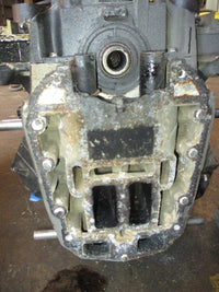 Load image into Gallery viewer, Evinrude Ficht 115hp 2 Stroke outboard Crankcase Powerhead
