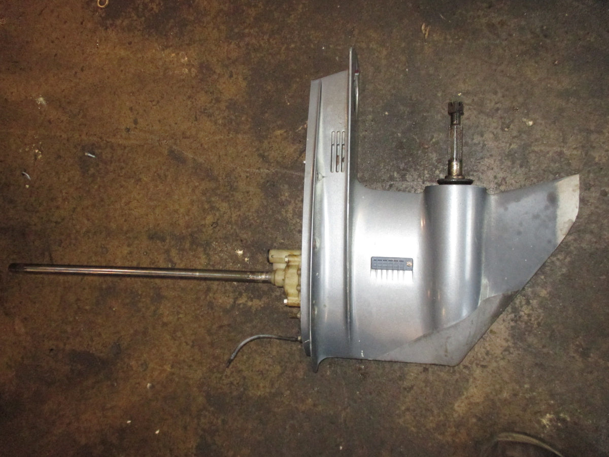 Yamaha 130hp 2 stroke outboard 25 inch shaft lower unit