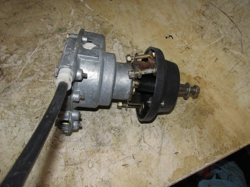 Johnson 150hp Ocean Pro 2 Stroke Outboard Seastar Cable Steering Helm