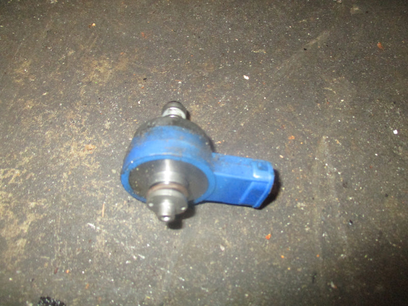 Nissan 90hp 2 stroke outboard blue air injector (3T5103100)