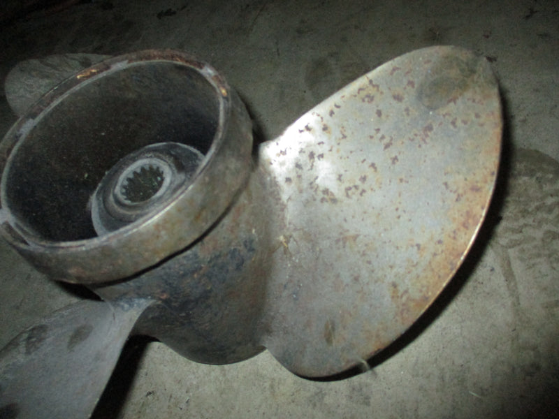 Johnson/ Evinrude outboard OMC Stainless Propeller 15 x 17 (387518)