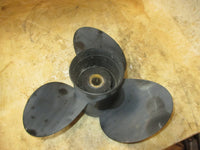 Load image into Gallery viewer, Evinrude Ficht 115hp 2 Stroke outboard Aluminum Propeller 13.75 X 13 (765181)
