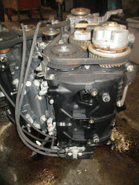 Load image into Gallery viewer, Yamaha 300hp 4.2L 4 stroke outboard Crankcase powerhead
